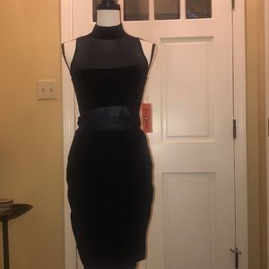 ESSENDI Black Two Piece Sleeveless Skirt Set!!!